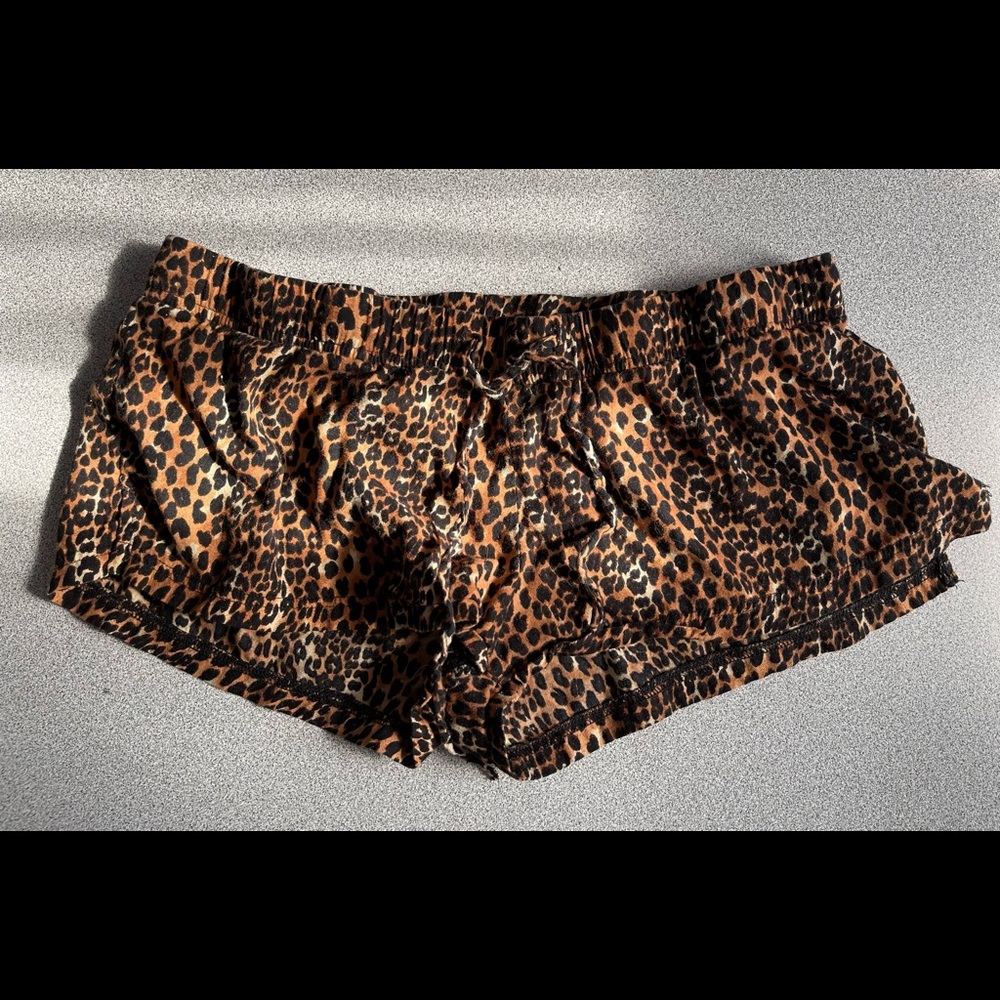 La Senza Leopard Print Sleep Shorts Size Large